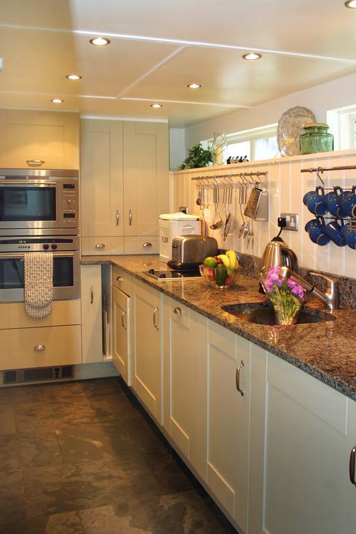 Waterside Holiday Cottages Truro Exteriör bild